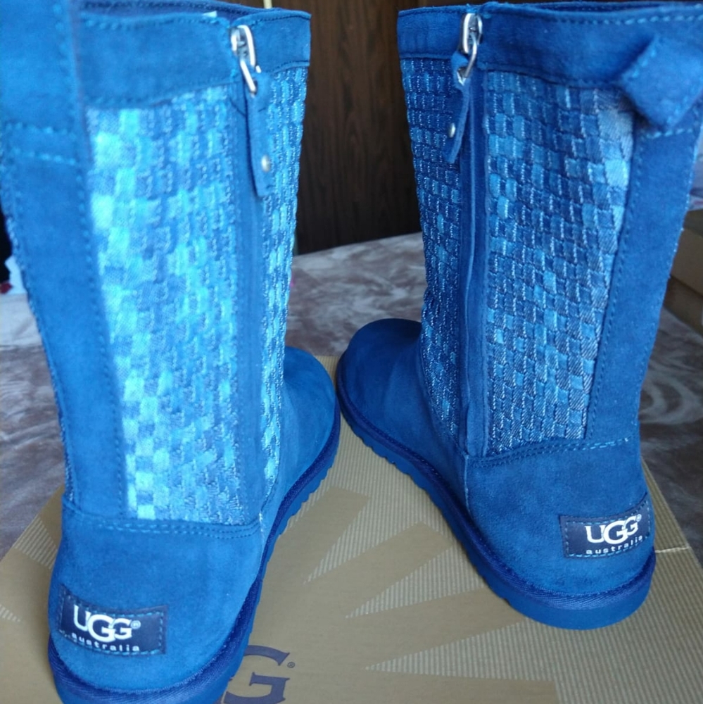 Ugg short